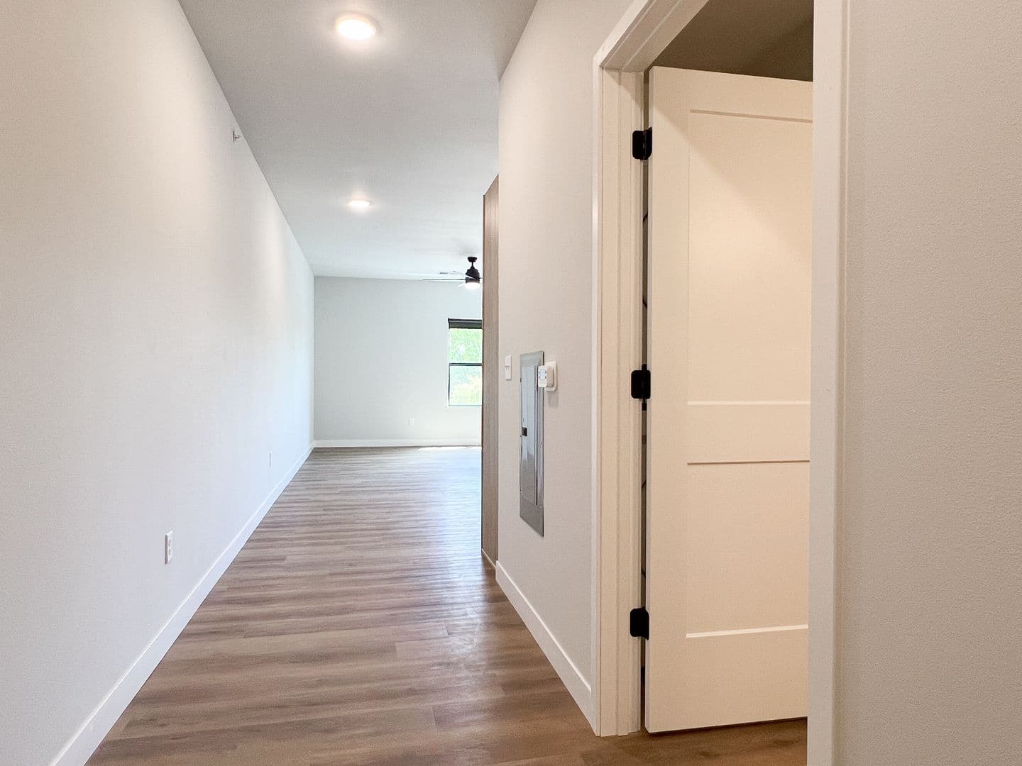 Schofield Apartment: 1408 Park Drive