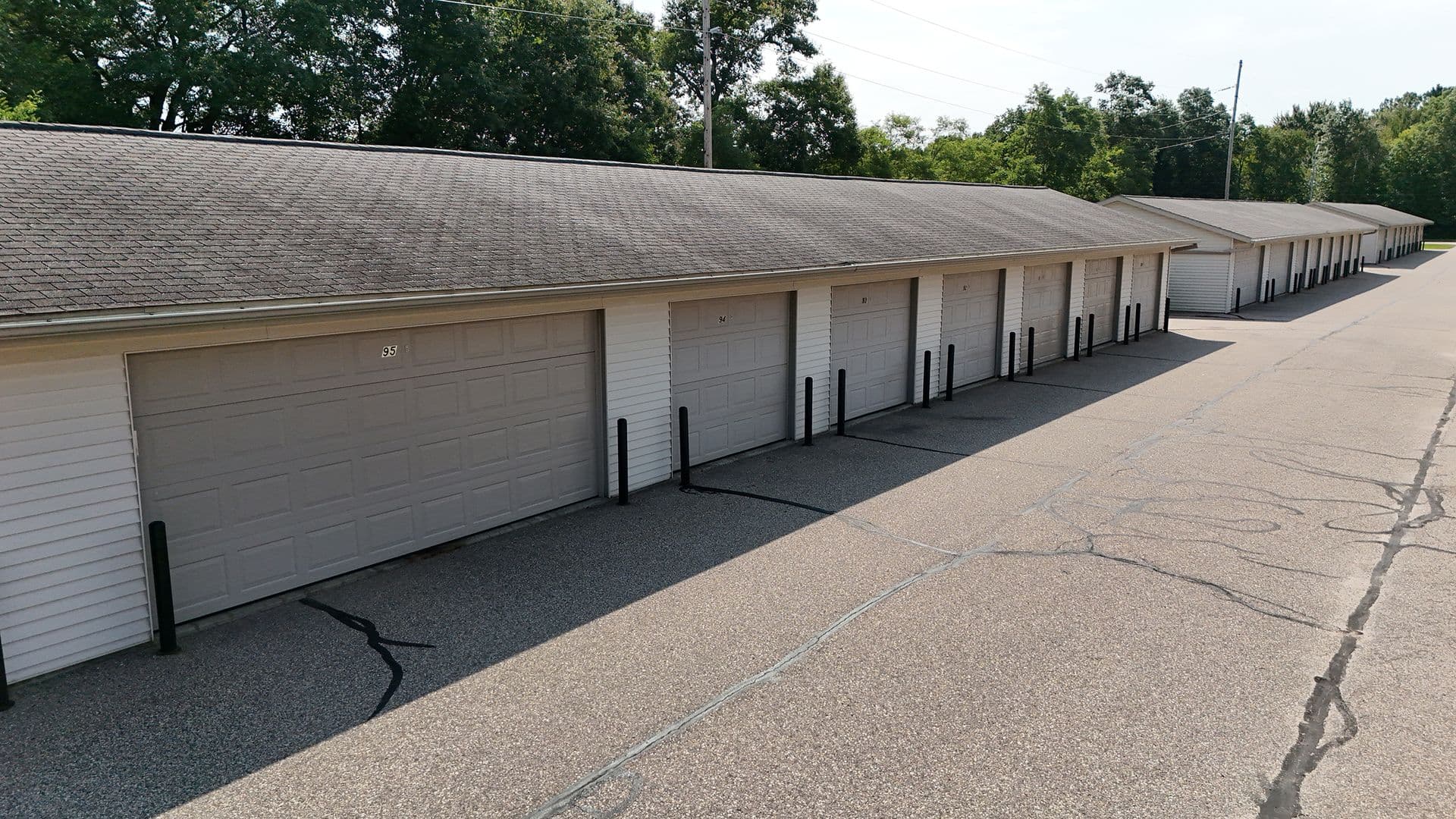 Stevens Point Apartment: 1200 River View Ave