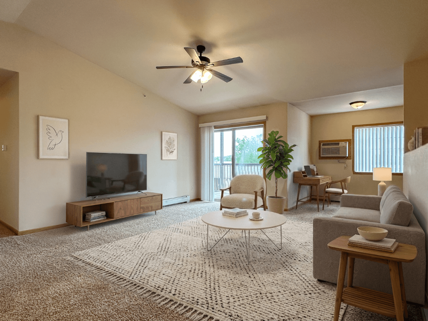 Rice Lake Apartment: 515 Moon Lake Dr