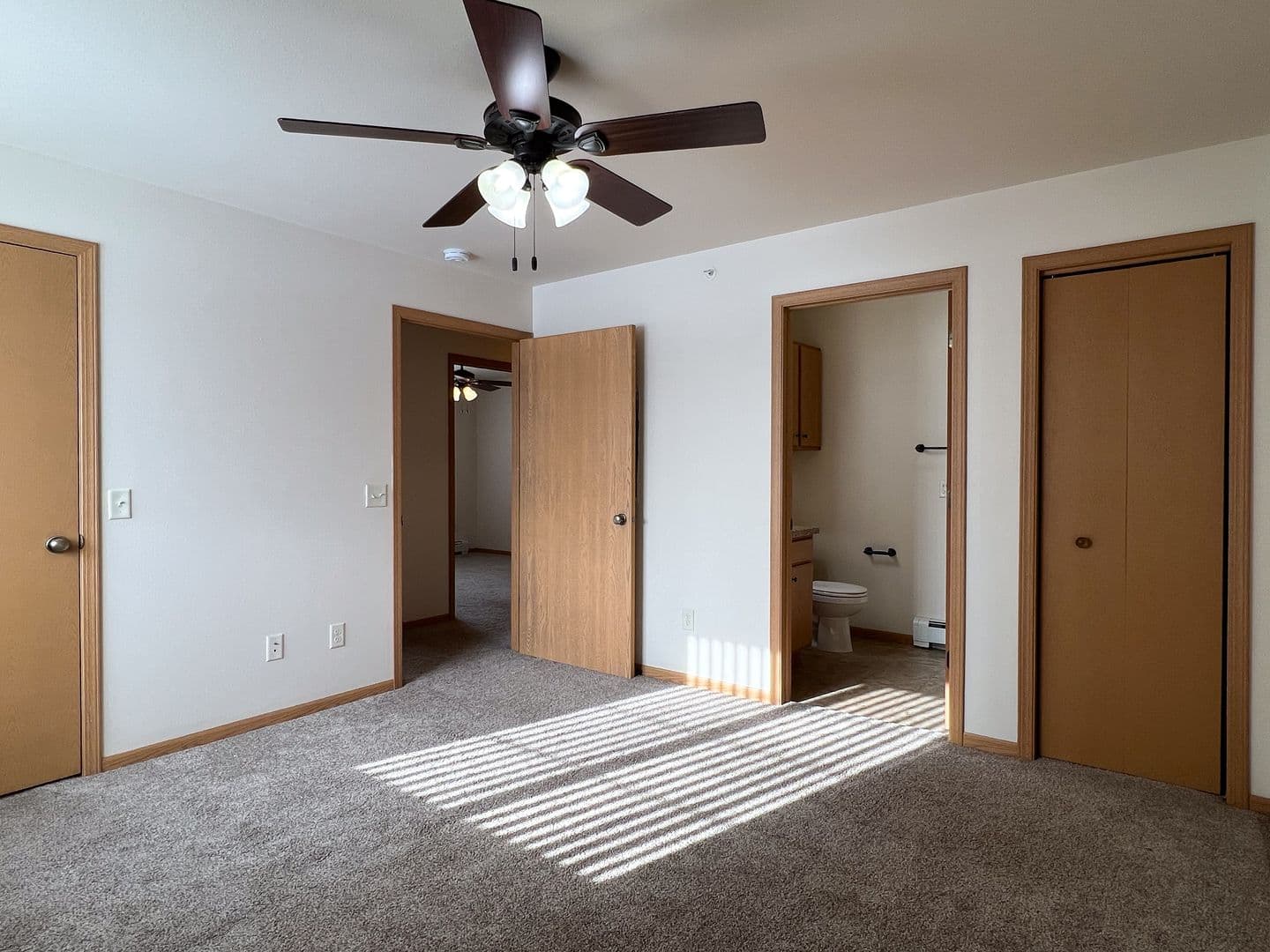 Rice Lake Apartment: 515 Moon Lake Dr