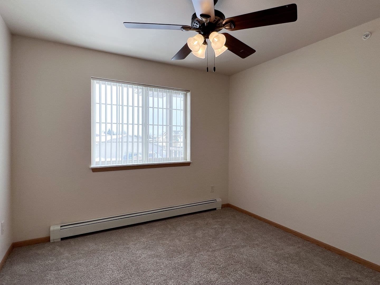Rice Lake Apartment: 515 Moon Lake Dr