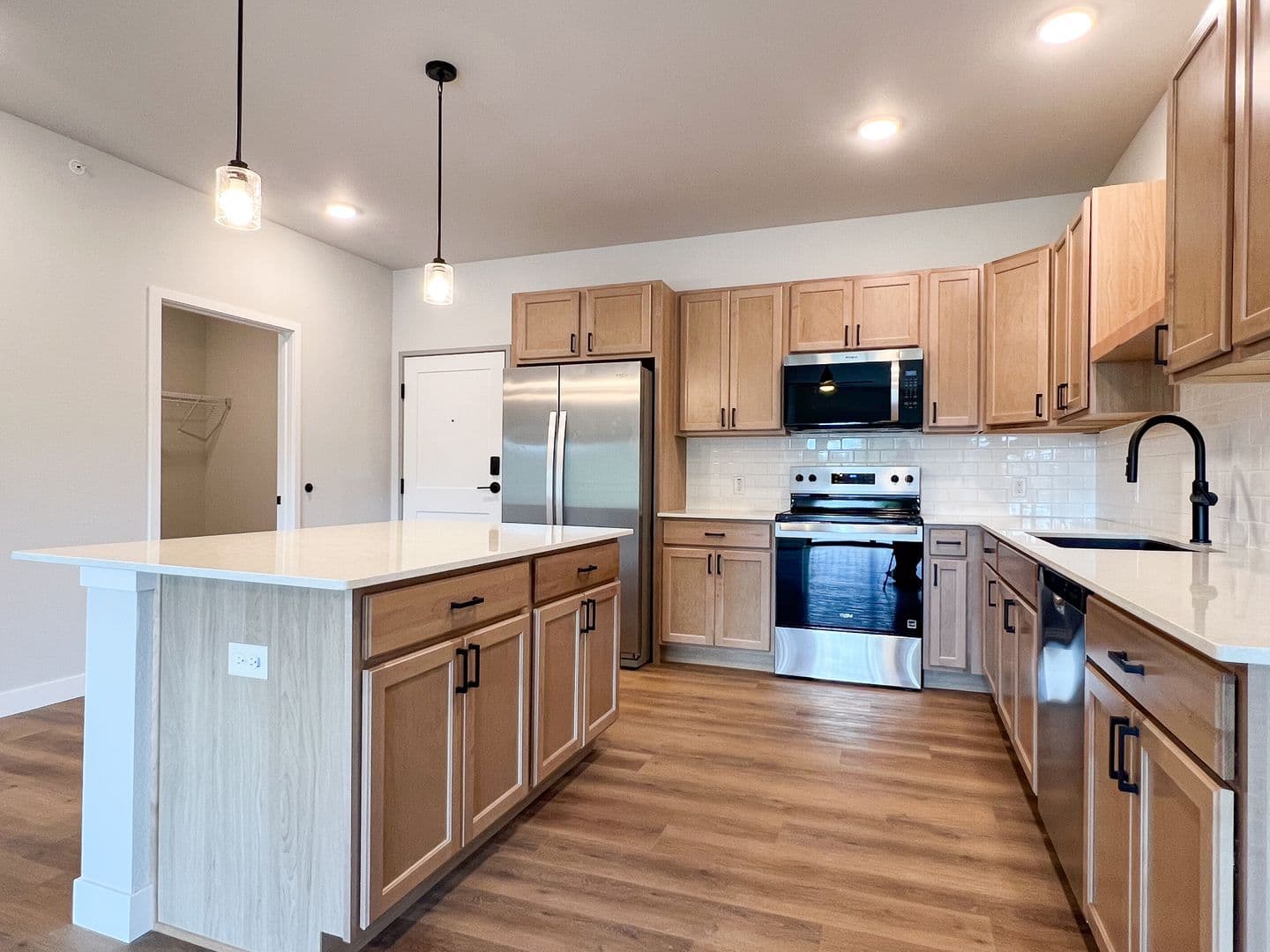 Schofield Apartment: 1408 Park Drive