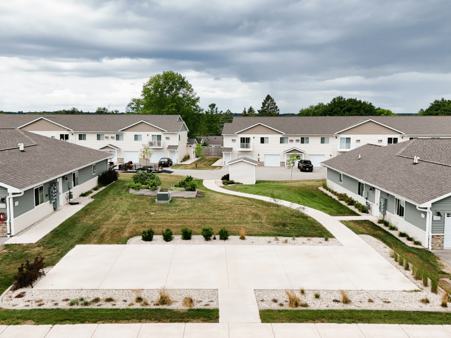 Sturgeon Bay Apartment: 845 N 8th Avenue