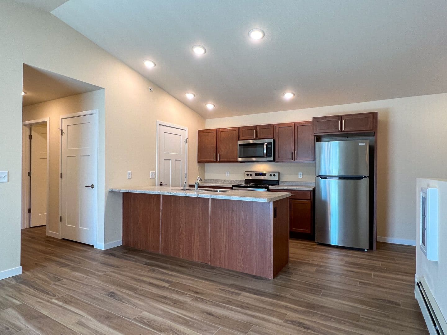 Eau Claire Apartment: 4395 Christopher Drive
