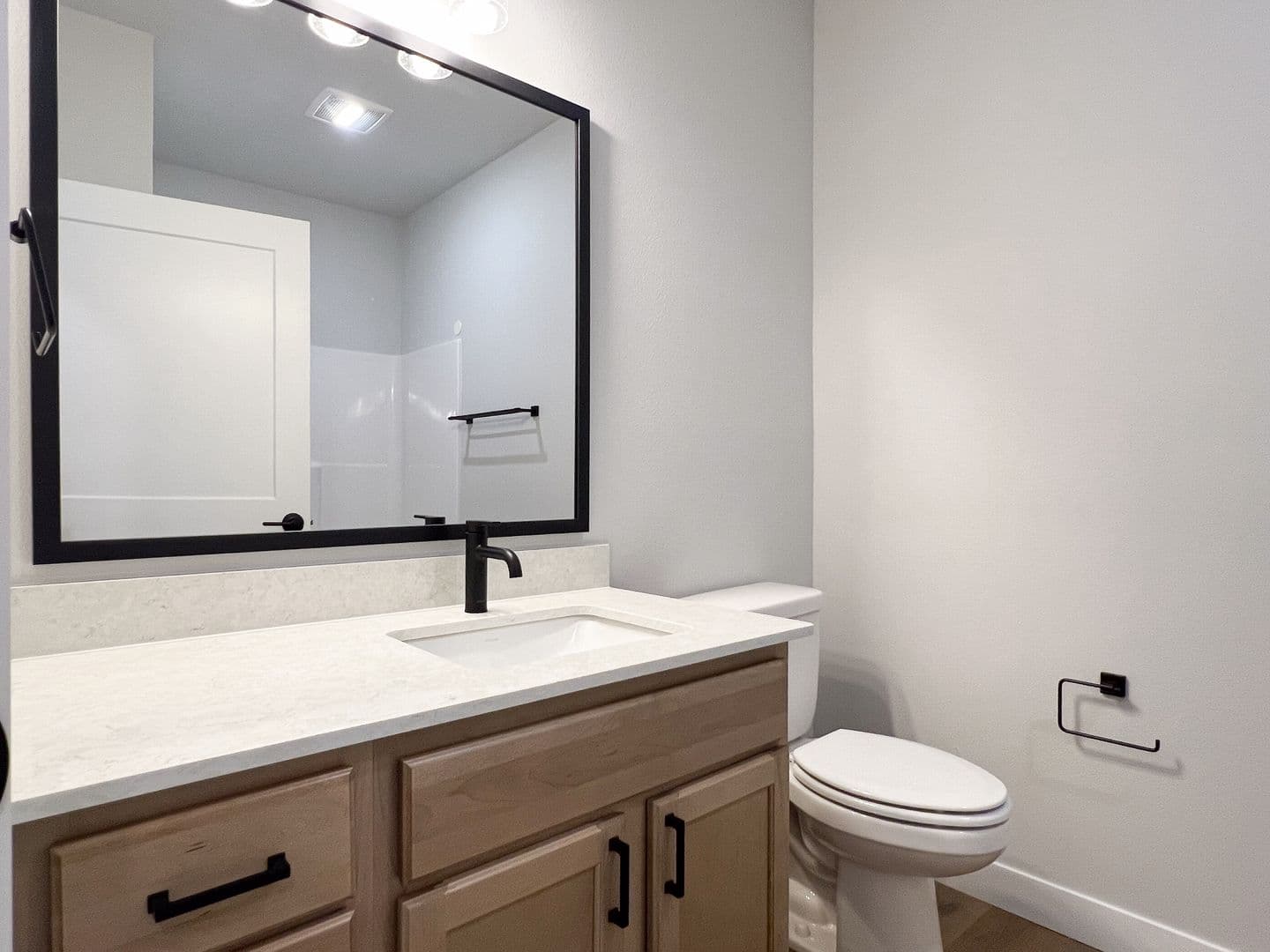 Schofield Apartment: 1408 Park Drive