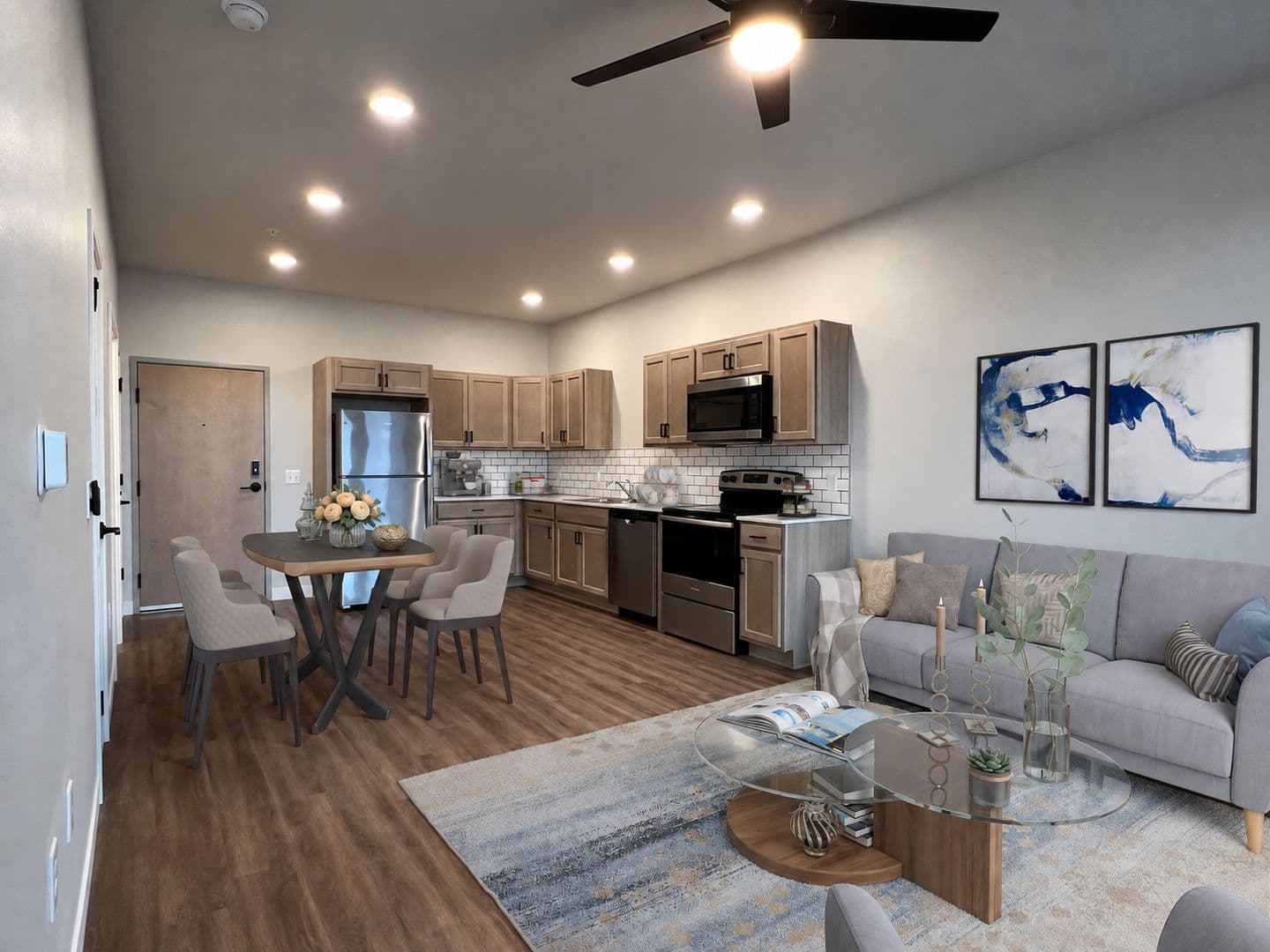 New London Apartment: 305 West Wolf River Avenue