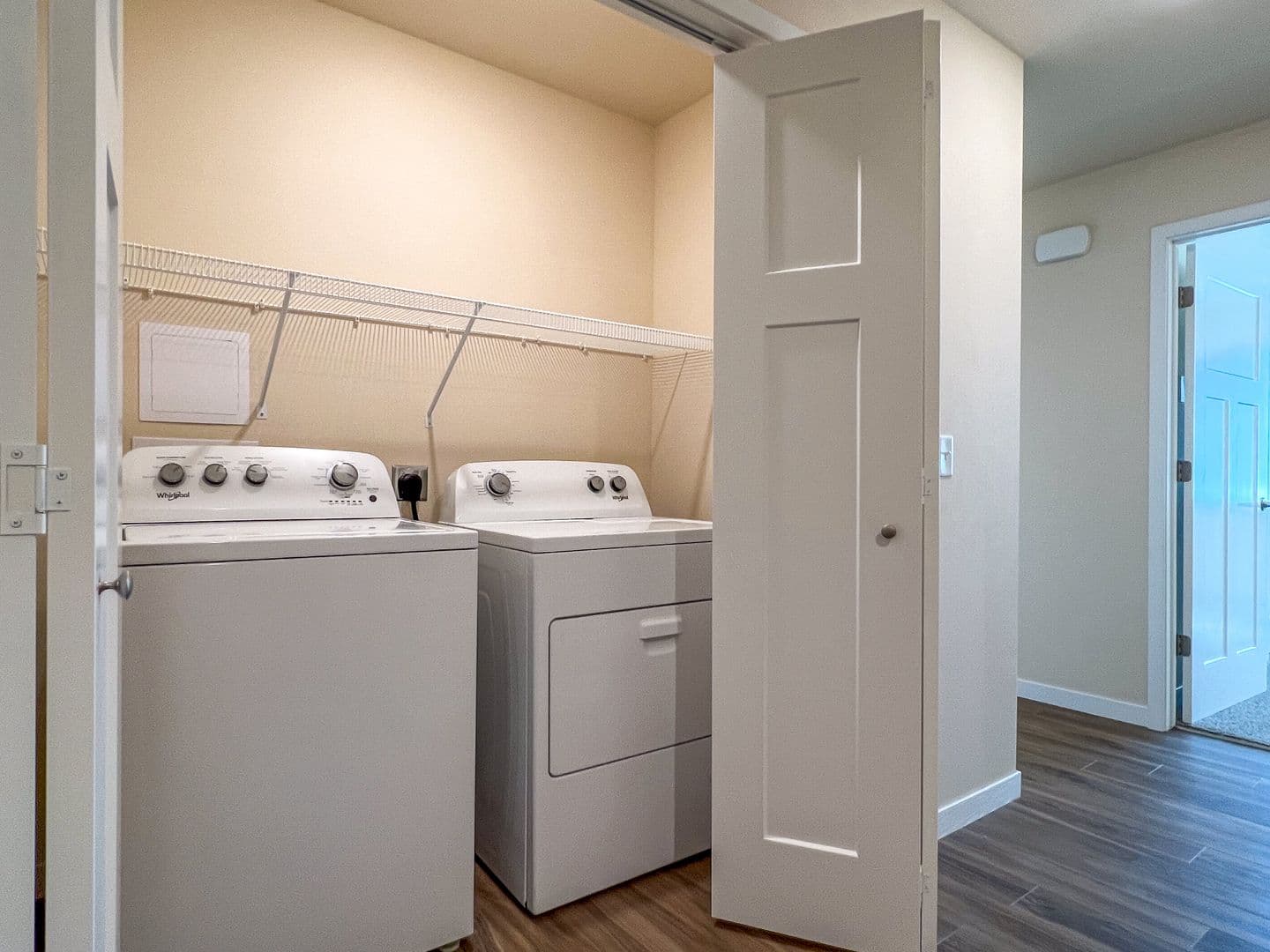 Eau Claire Apartment: 4395 Christopher Drive