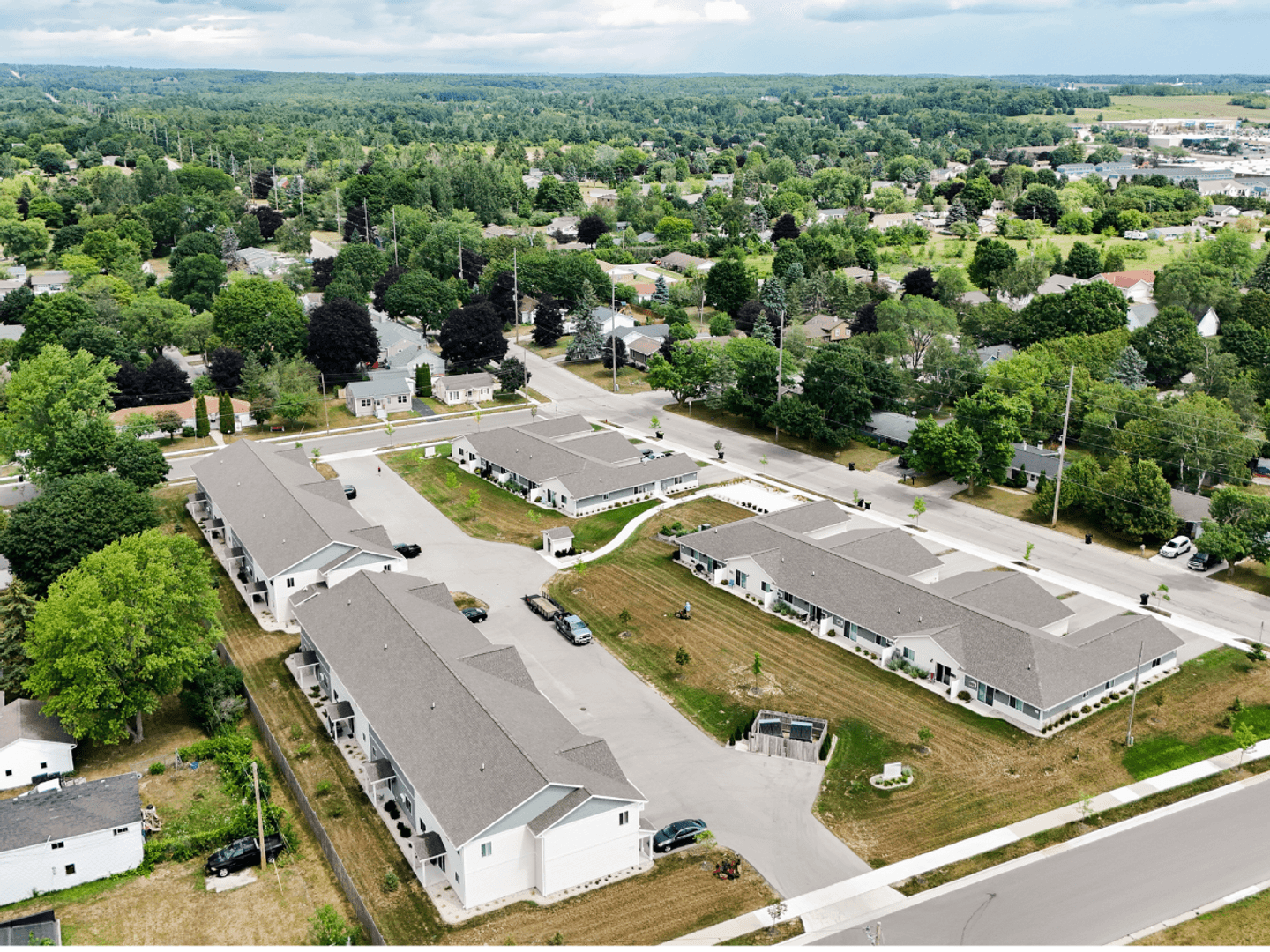 Sturgeon Bay Apartment: 845 N 8th Avenue