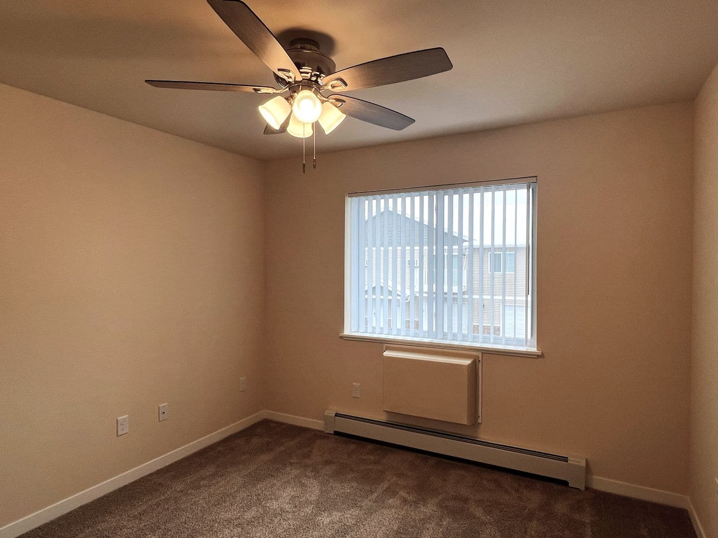 Athens Apartment: 713 Caroline Street
