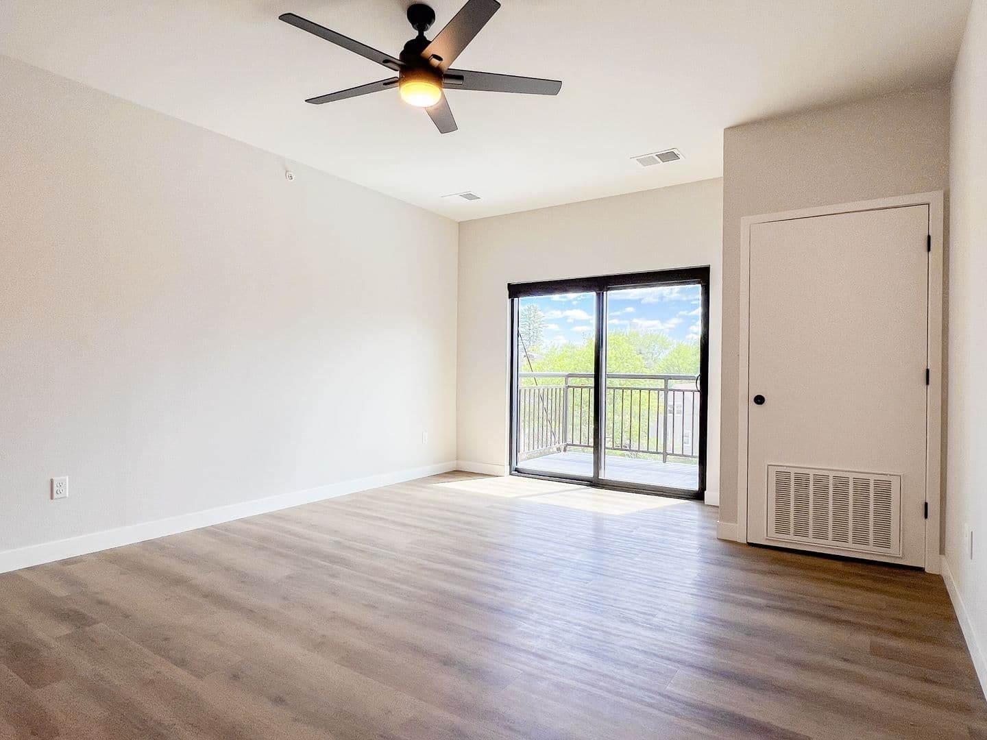 Schofield Apartment: 1408 Park Drive