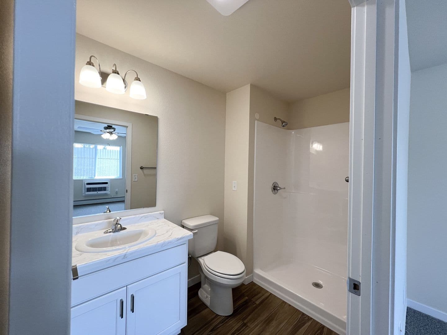 Merrill Apartment: 2015 Webster Street