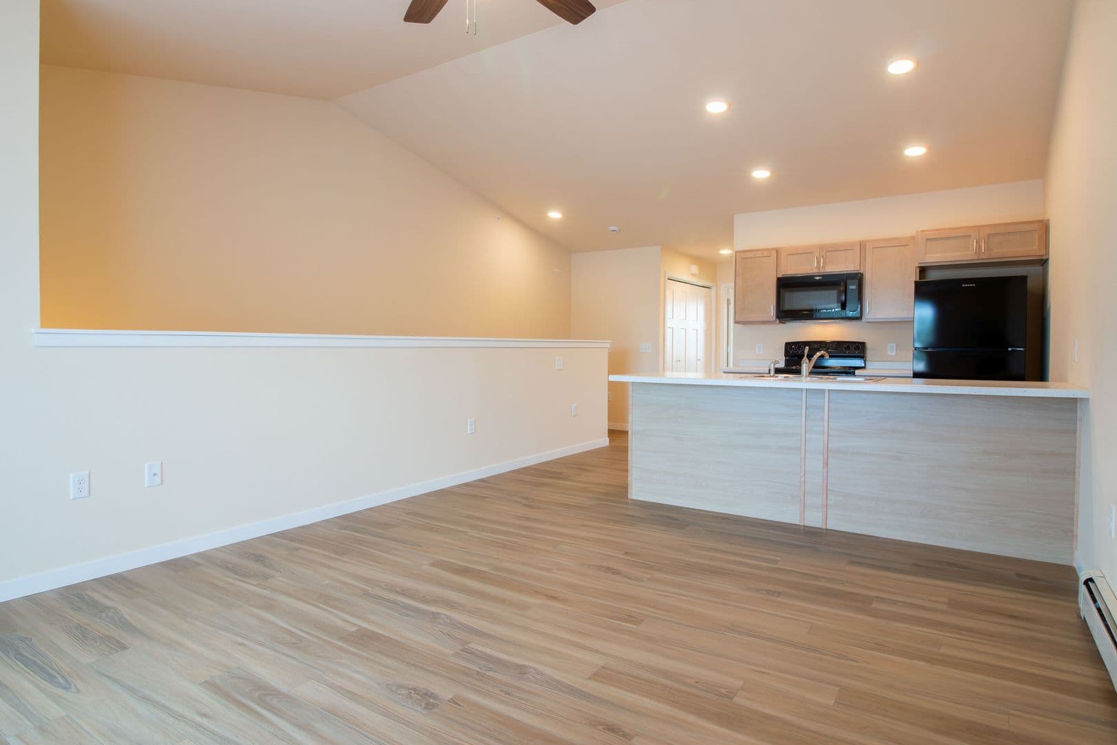 Eau Claire Apartment: 4395 Christopher Drive