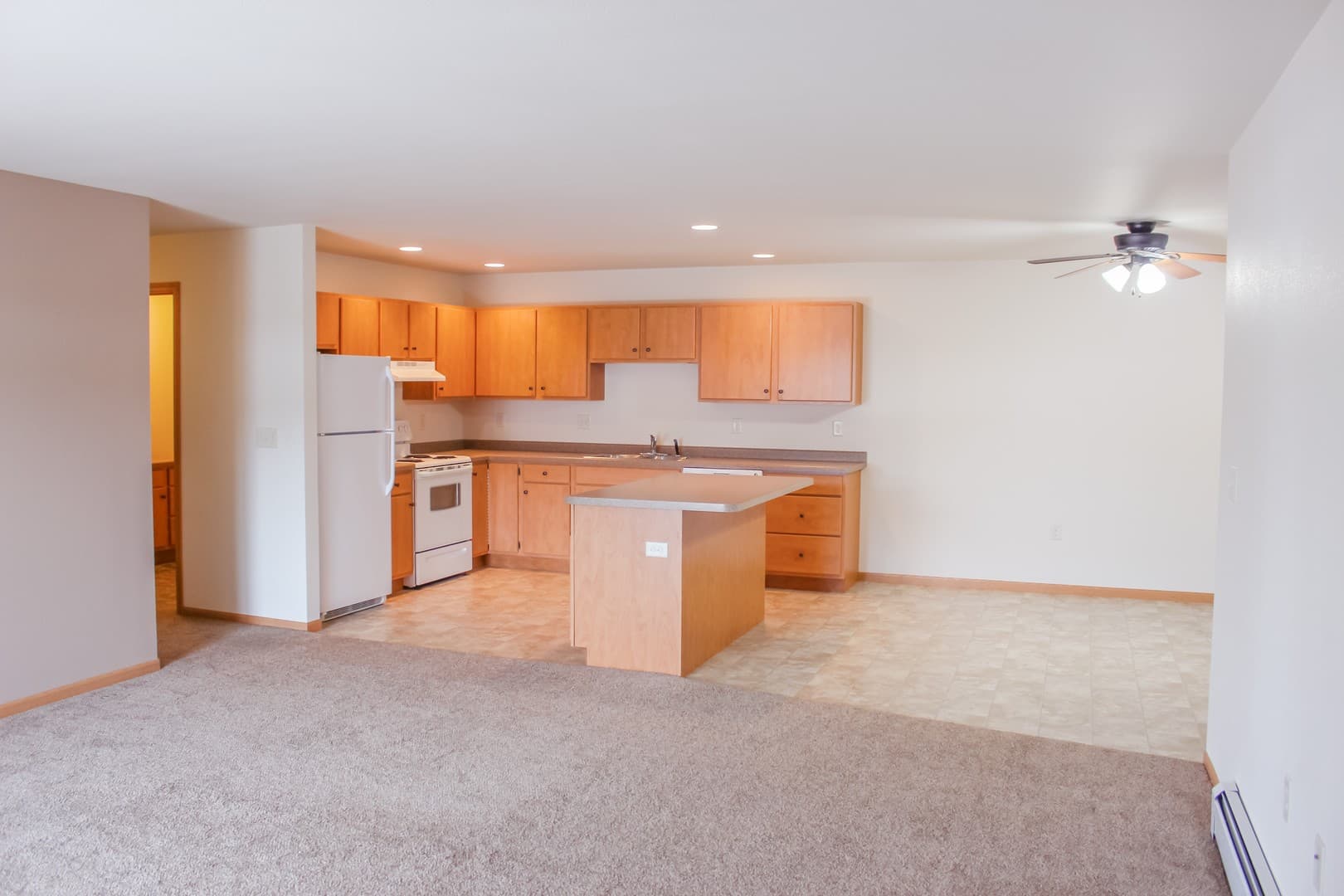 Plover Apartment: 3500 Willow Dr