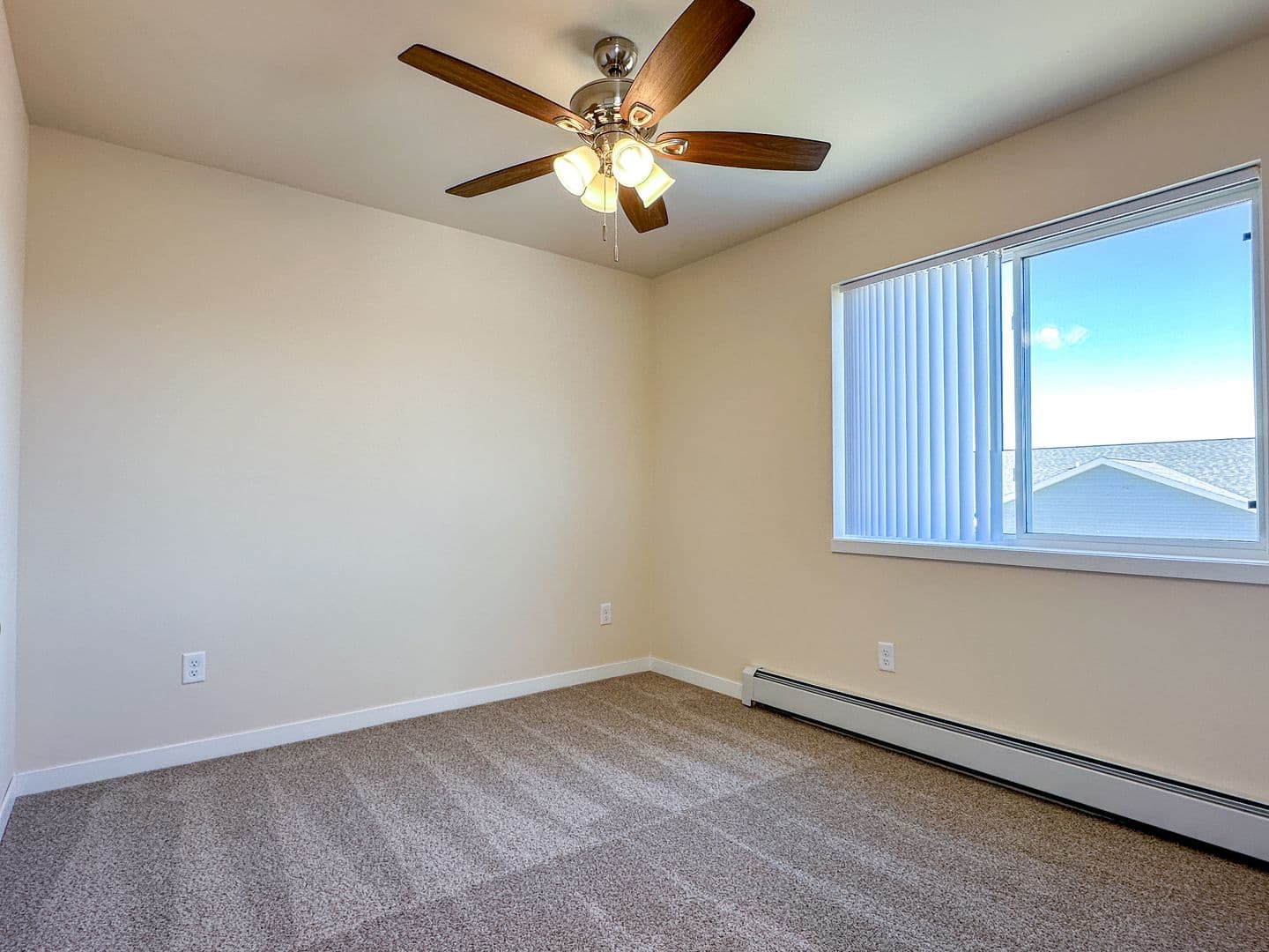 Athens Apartment: 713 Caroline Street