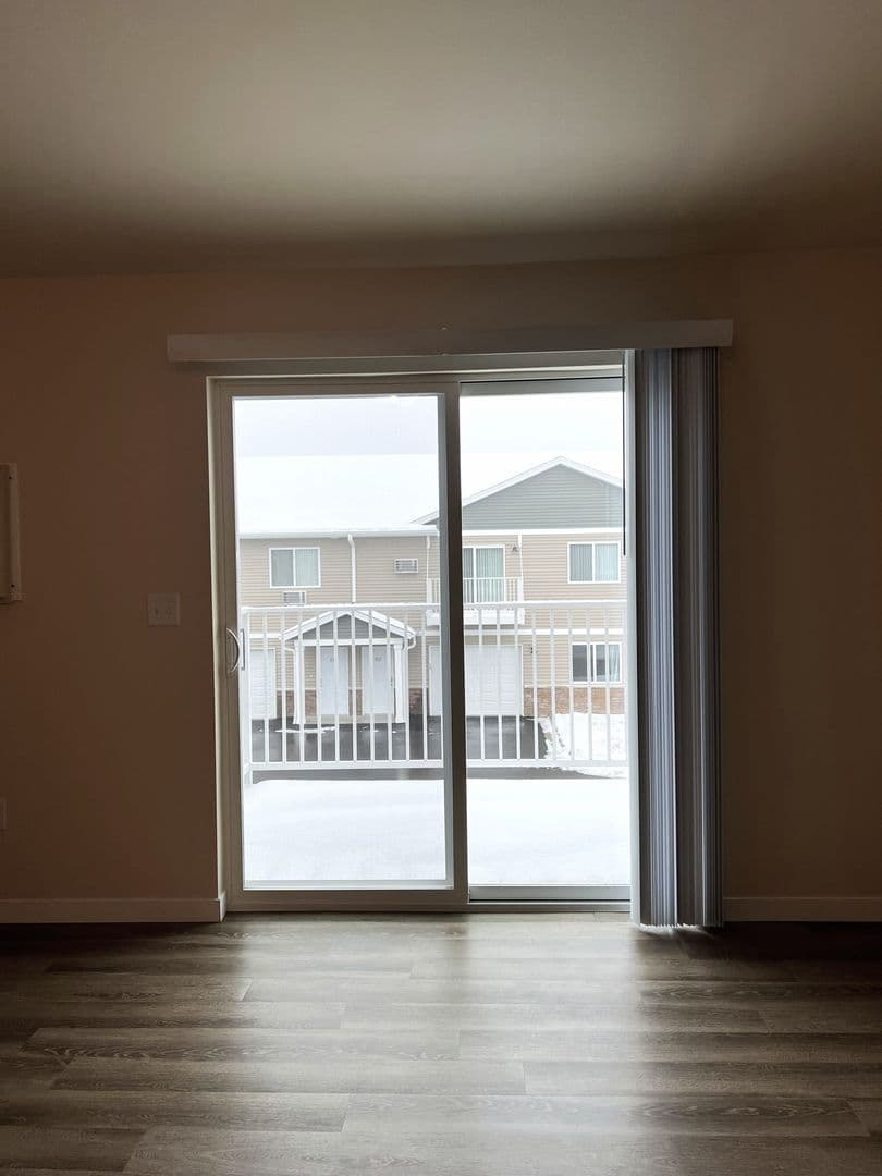 Athens Apartment: 713 Caroline Street