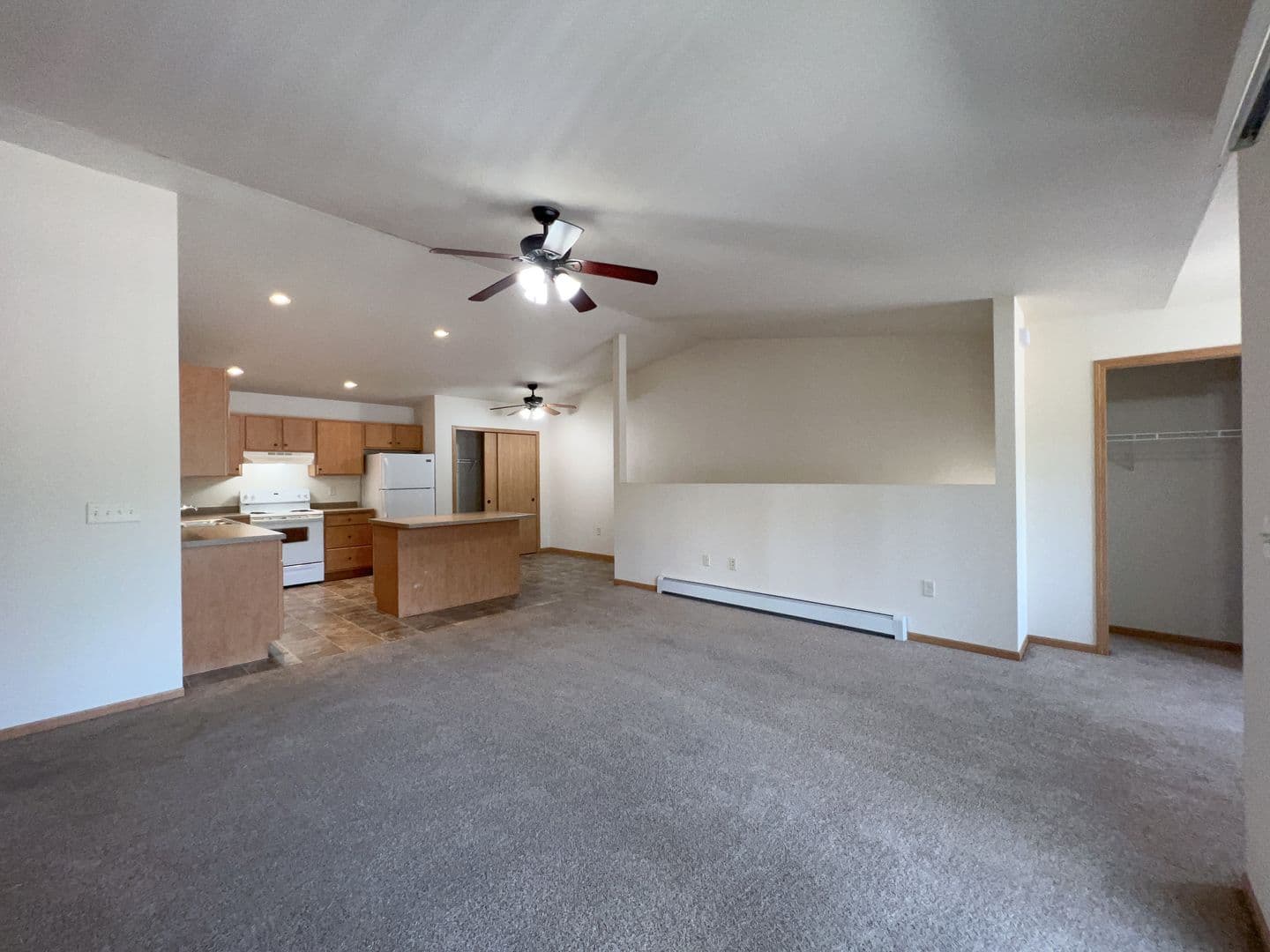 Plover Apartment: 3500 Willow Dr