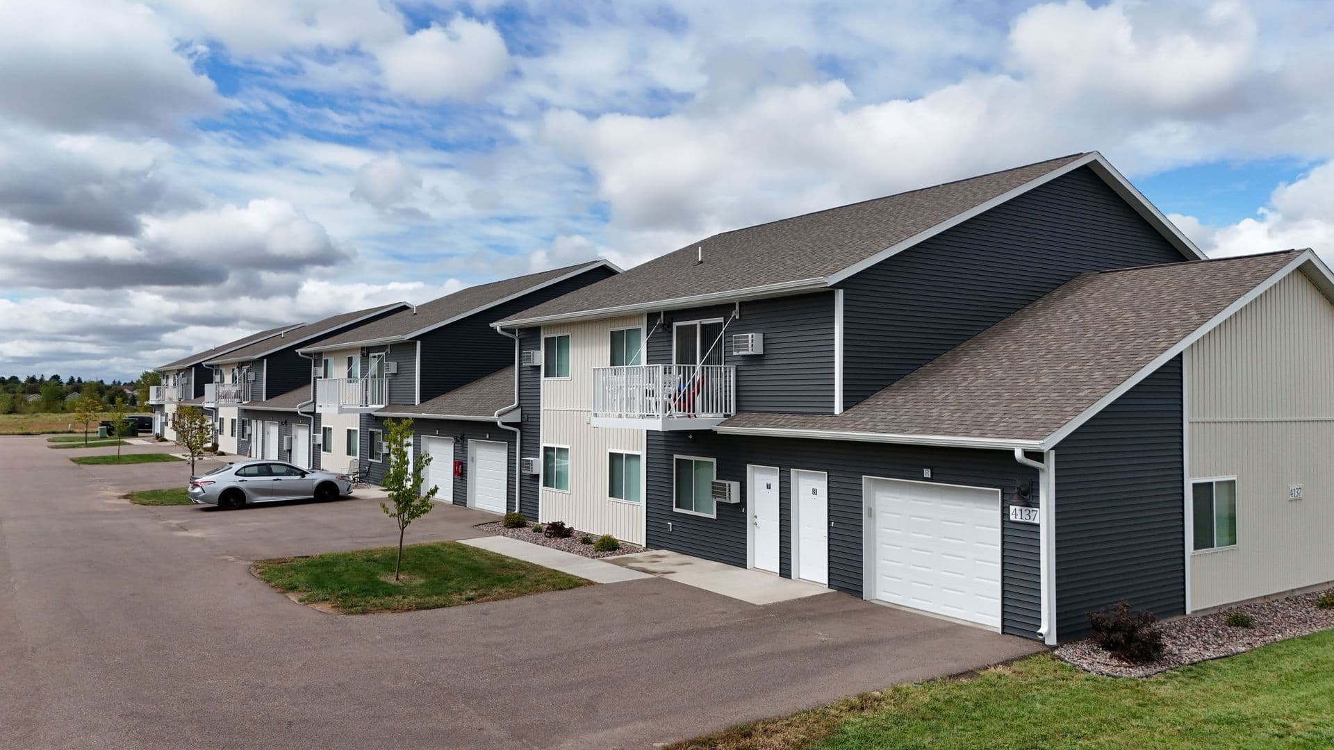 Eau Claire Apartment: 4395 Christopher Drive