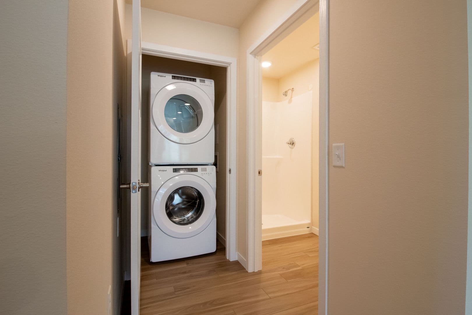 Eau Claire Apartment: 4395 Christopher Drive
