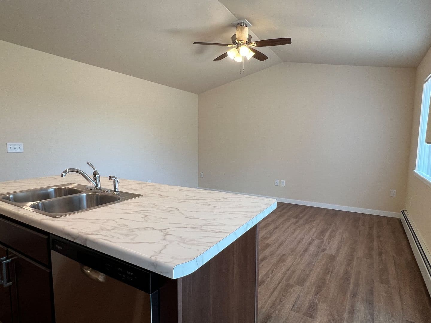 Wittenberg Apartment: 403 Freedom Way