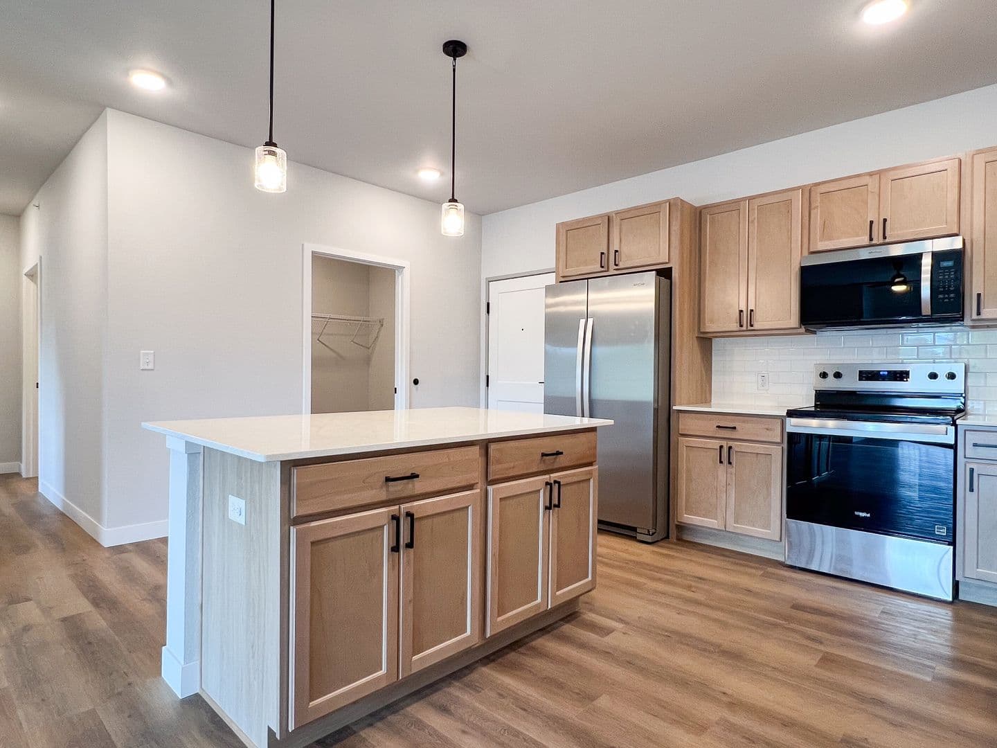 Schofield Apartment: 1408 Park Drive