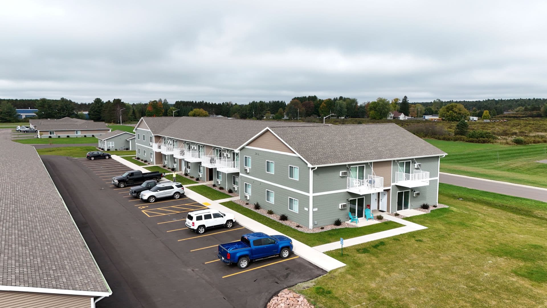 Merrill Apartment: 2015 Webster Street