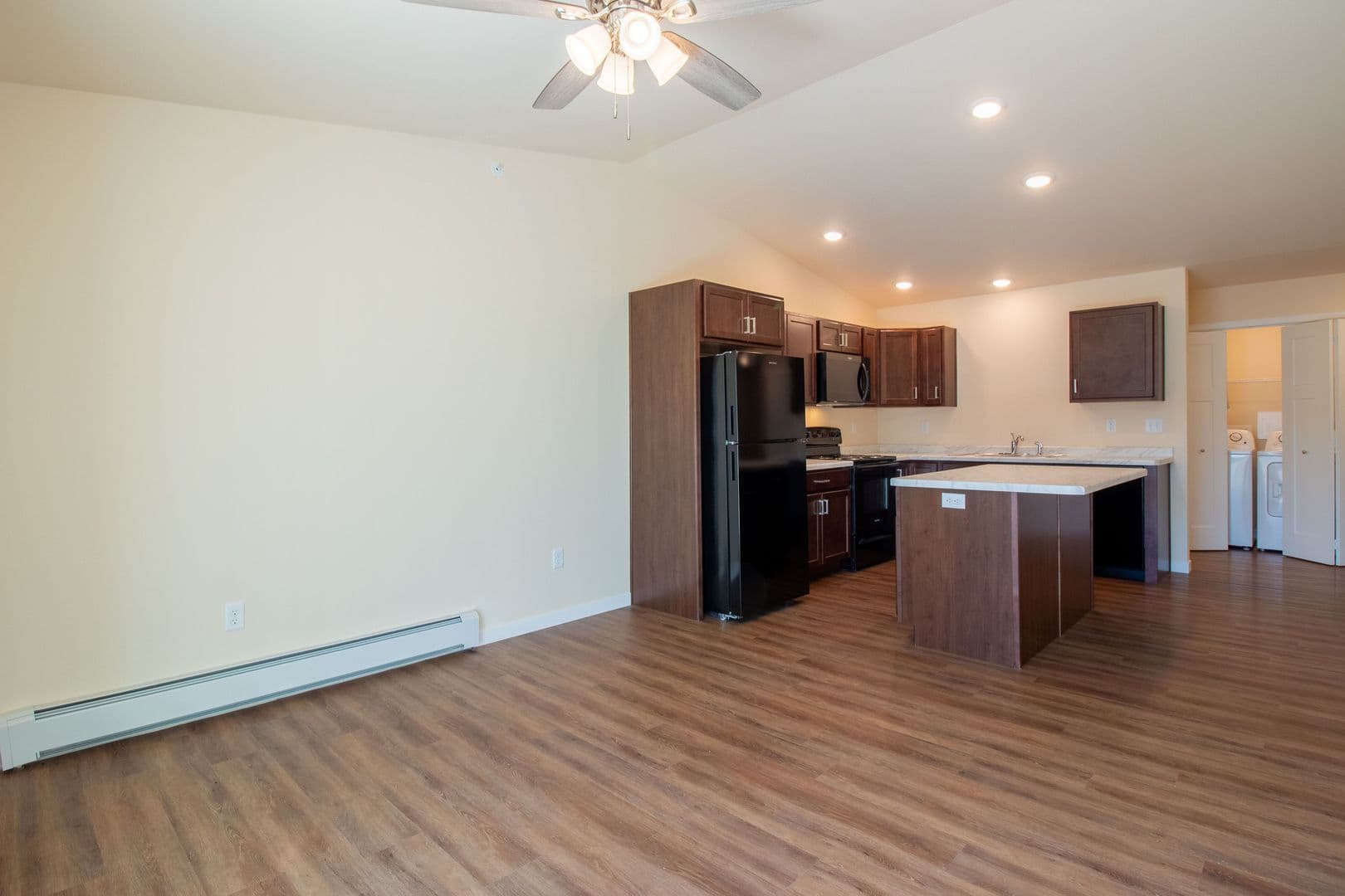 Wittenberg Apartment: 403 Freedom Way