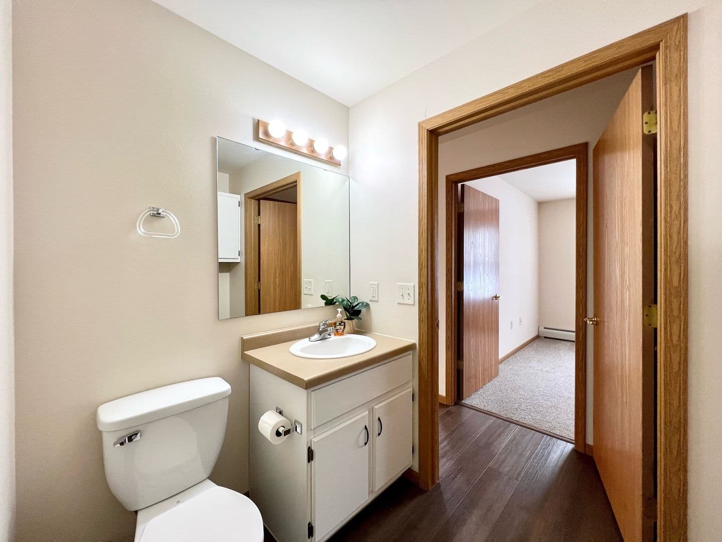 Stevens Point Apartment: 1200 River View Ave