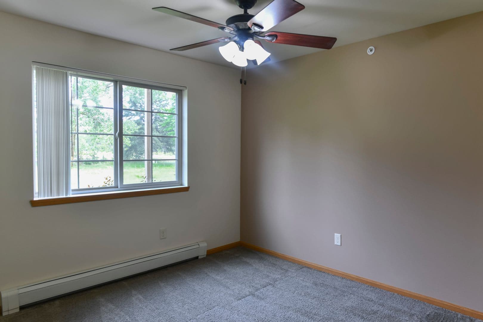 Plover Apartment: 3500 Willow Dr
