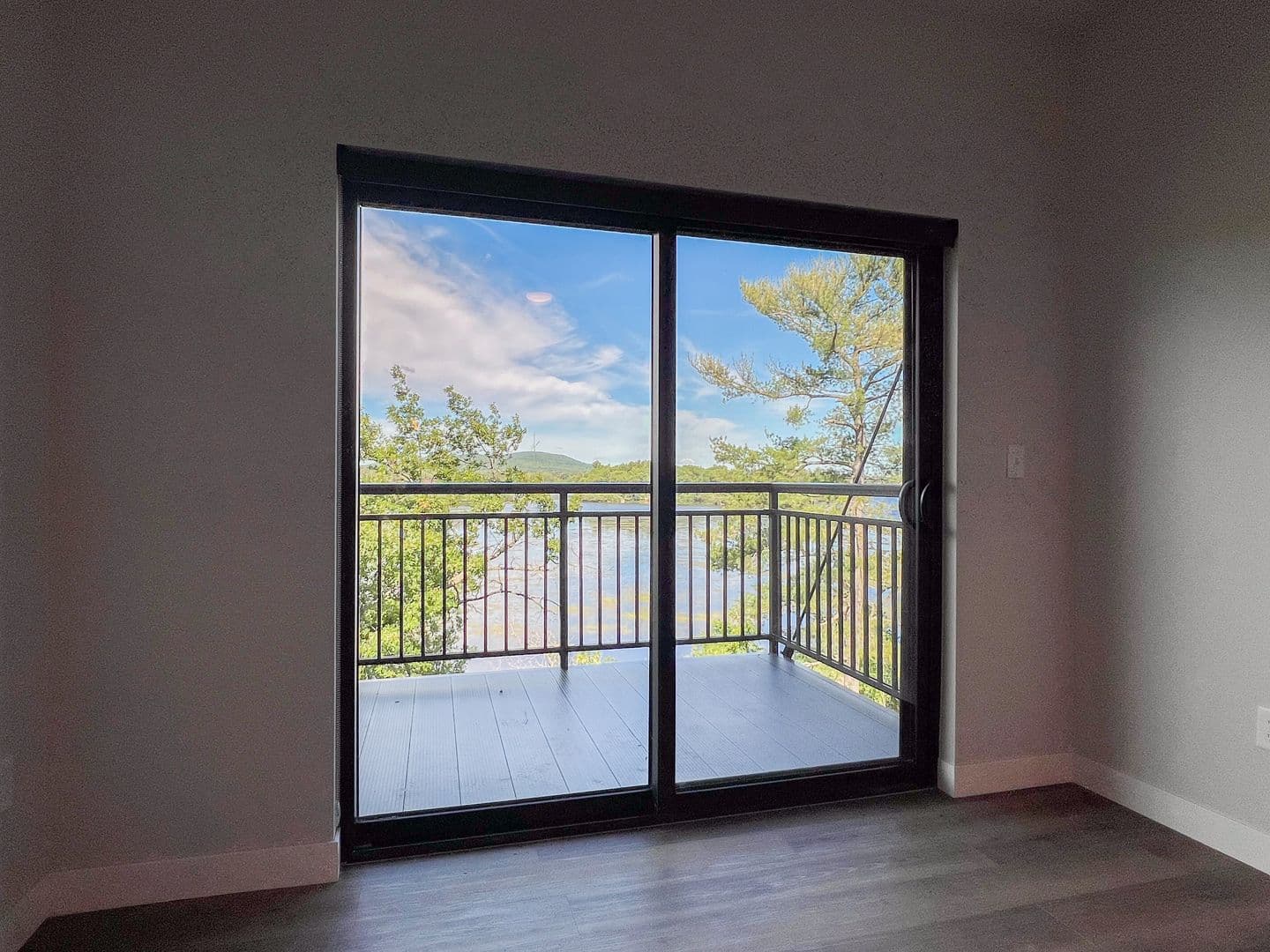Schofield Apartment: 1408 Park Drive