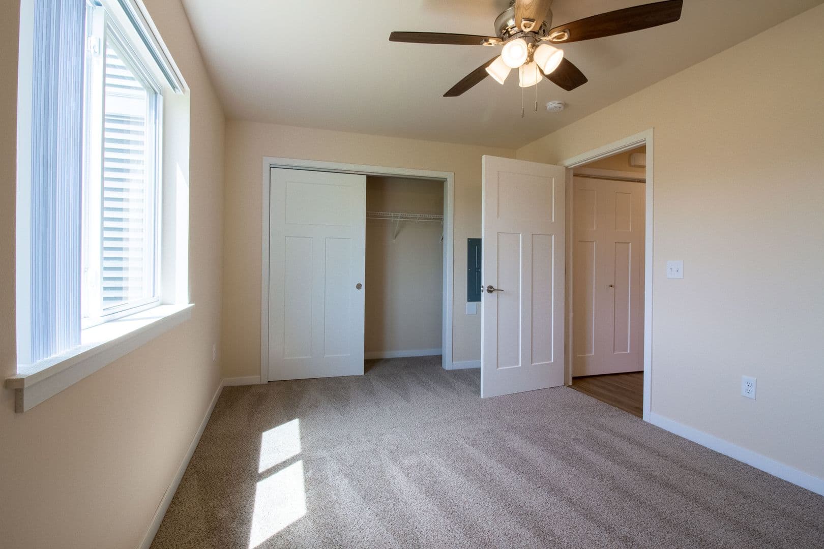 Eau Claire Apartment: 4395 Christopher Drive