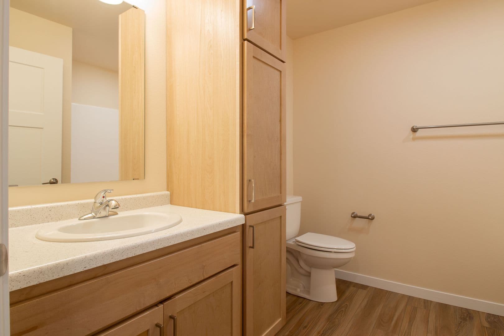Eau Claire Apartment: 4395 Christopher Drive
