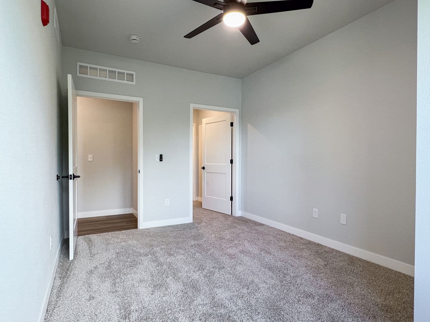 Schofield Apartment: 1408 Park Drive
