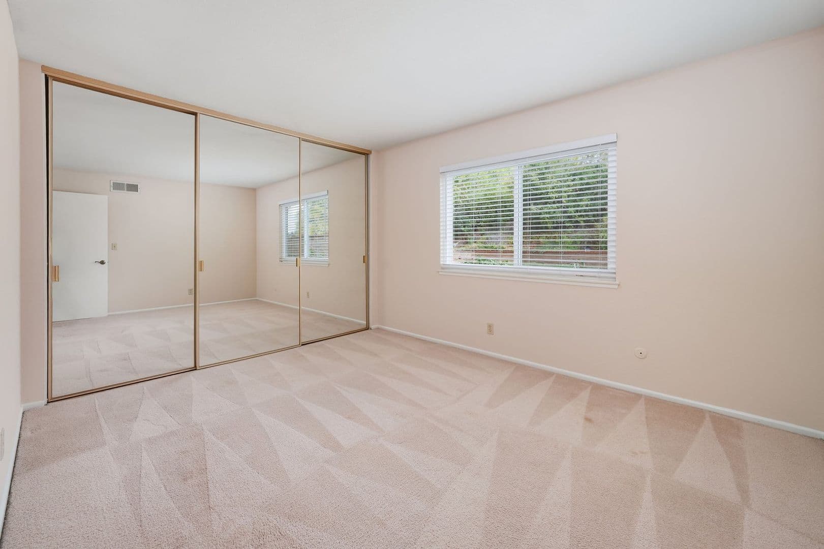 Valencia House: 23241 Redbud Ridge Circle
