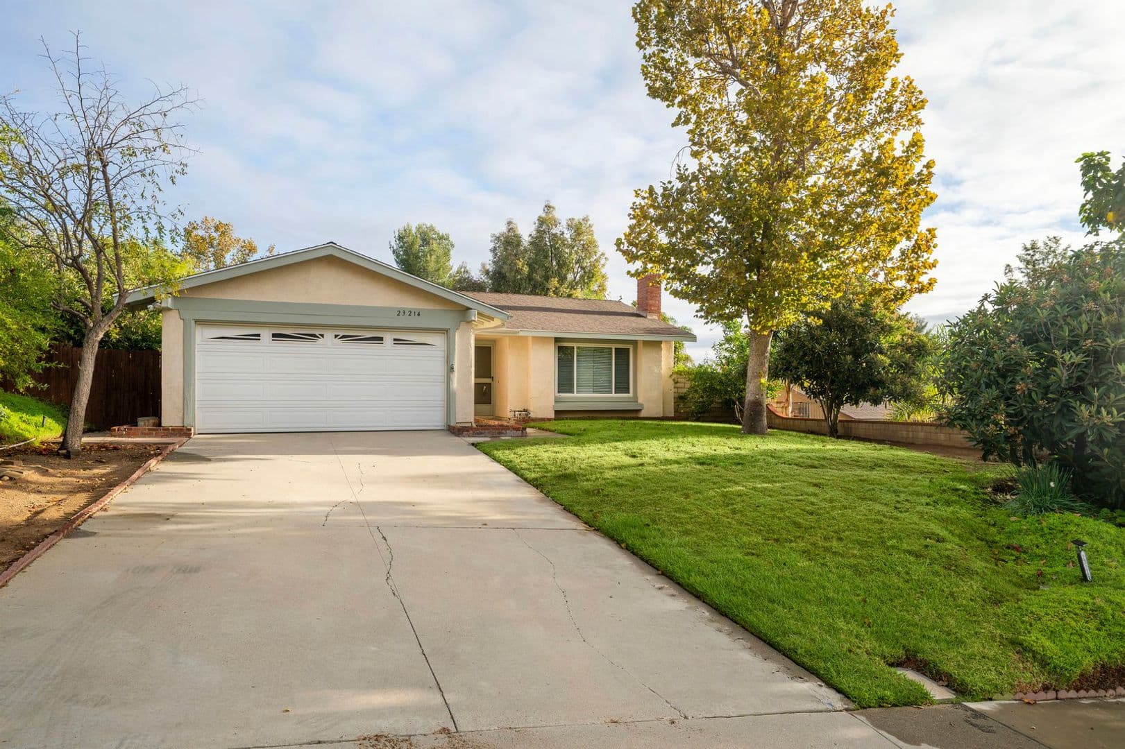 Valencia House: 23241 Redbud Ridge Circle