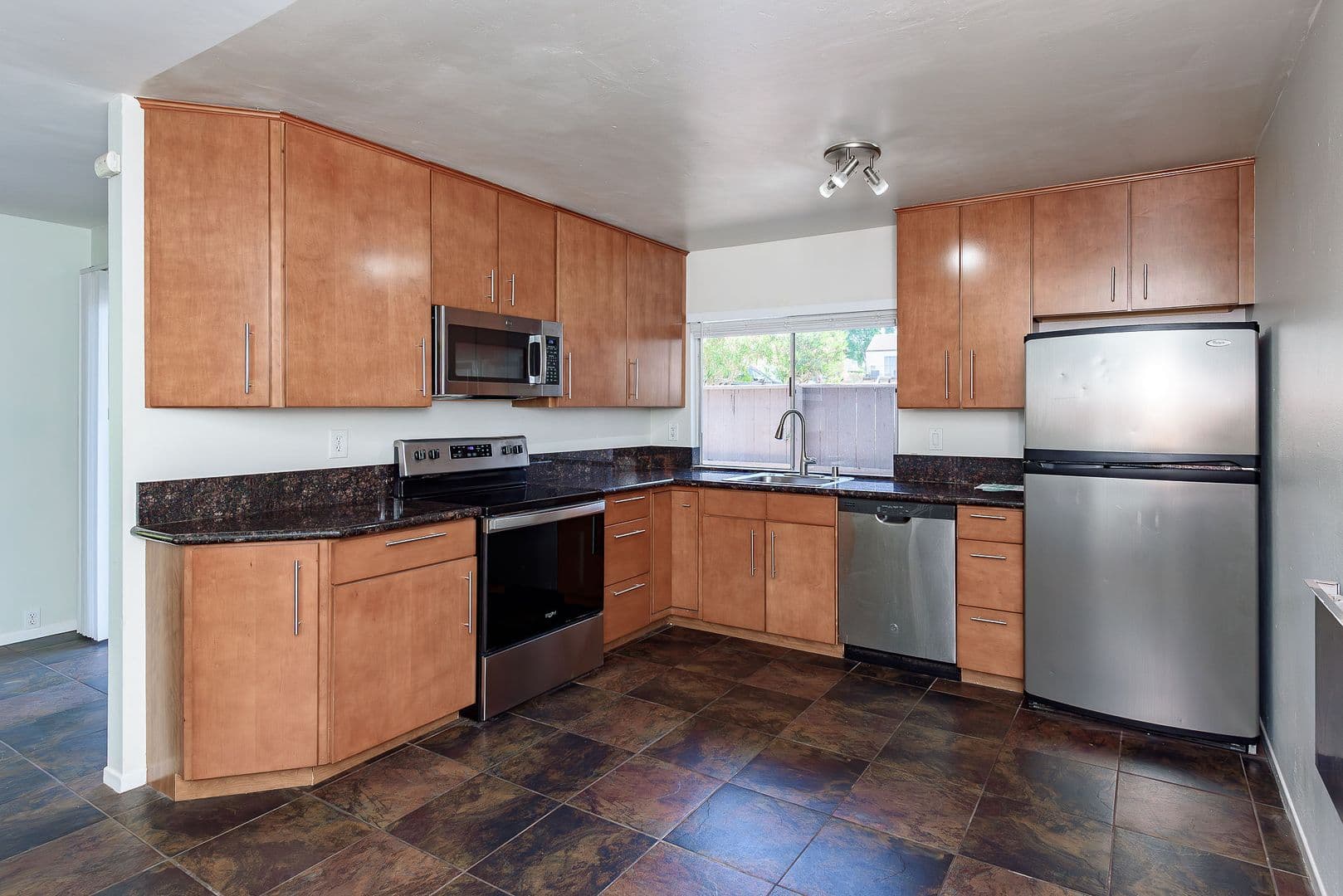 San Diego Condo: 9653 Easter Way