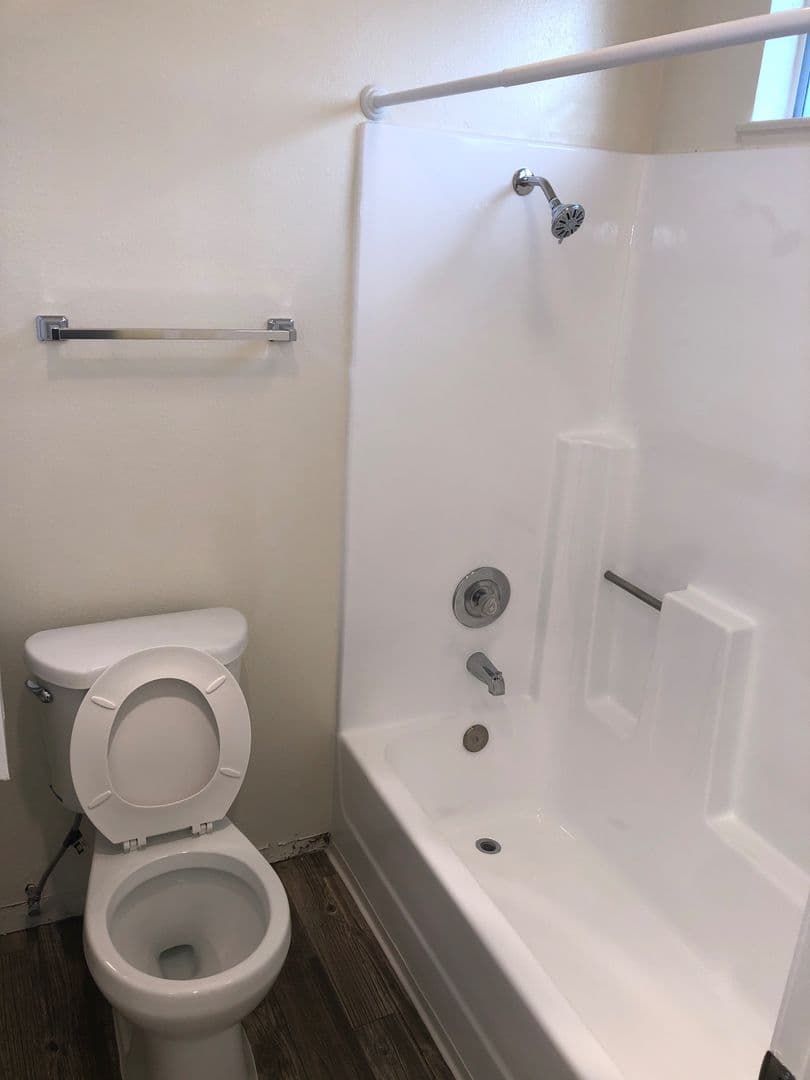 El Cajon Apartment: 390 S.Mollison Ave
