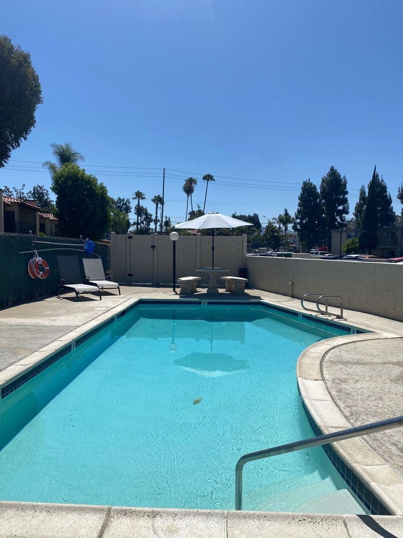El Cajon Apartment: 390 S.Mollison Ave