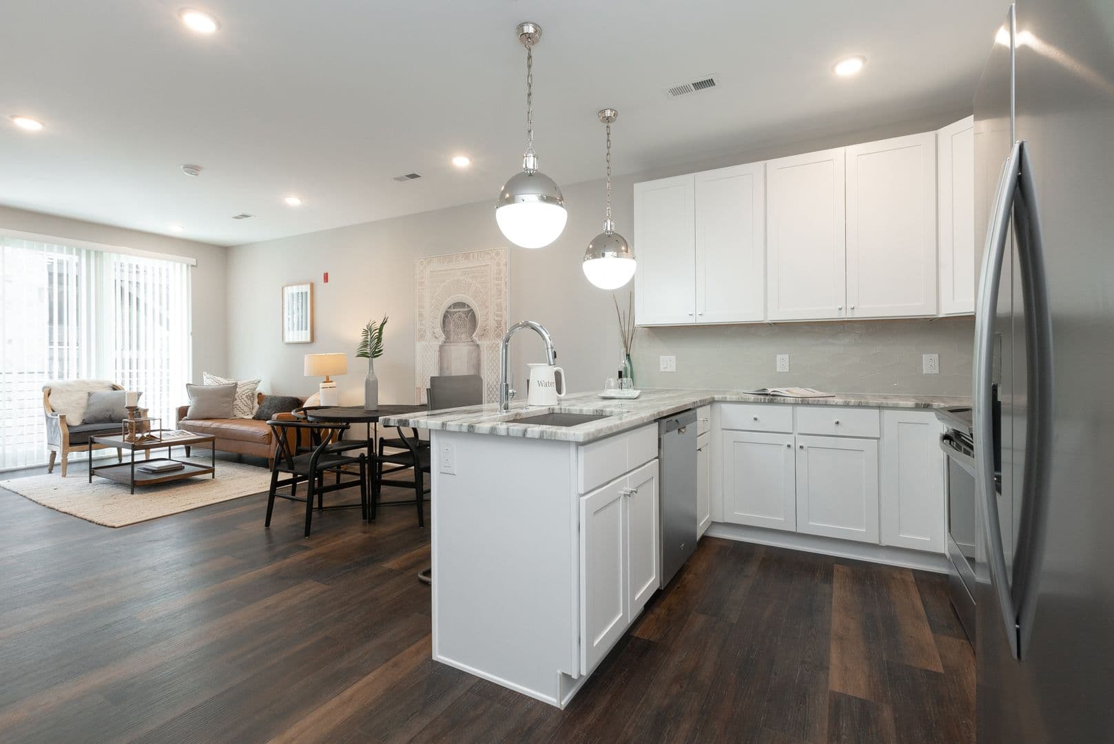 Philadelphia Apartment: 52 W Washington Lane