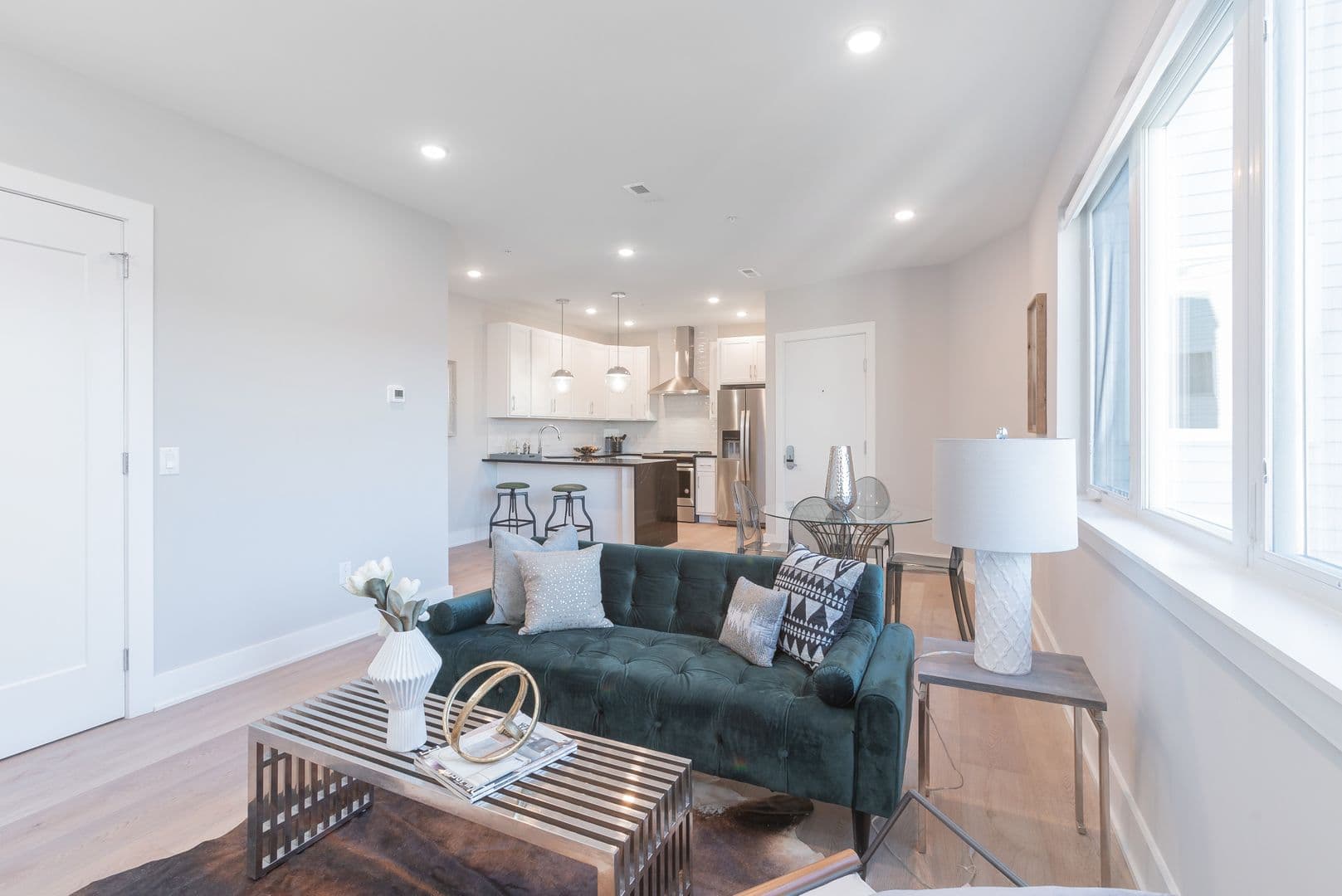 Philadelphia Apartment: 1513-1517 Ridge Avenue