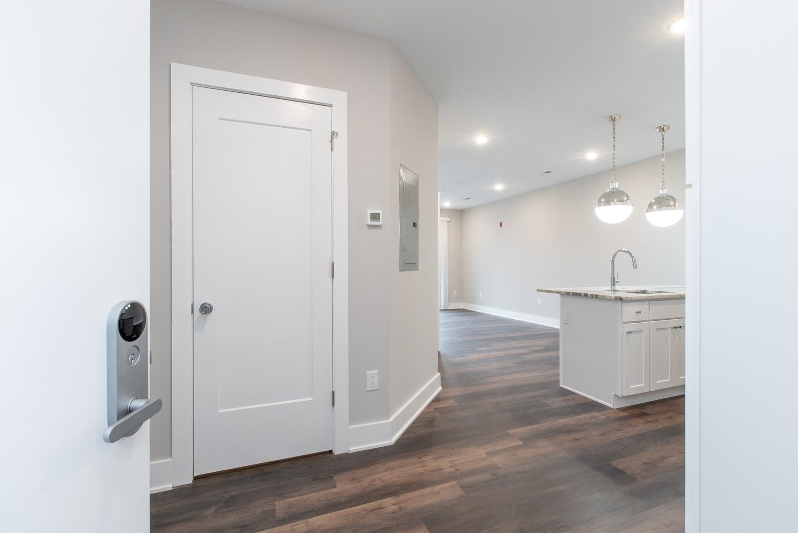 Philadelphia Apartment: Germantown Square: 45 W Haines St