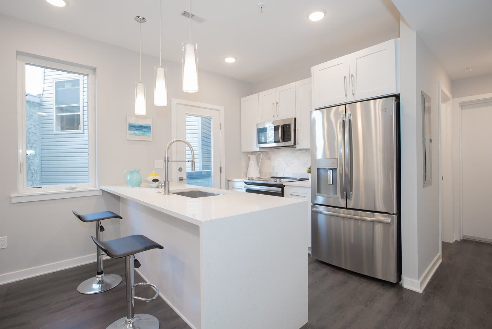 Philadelphia Apartment: 1534 Ridge Avenue