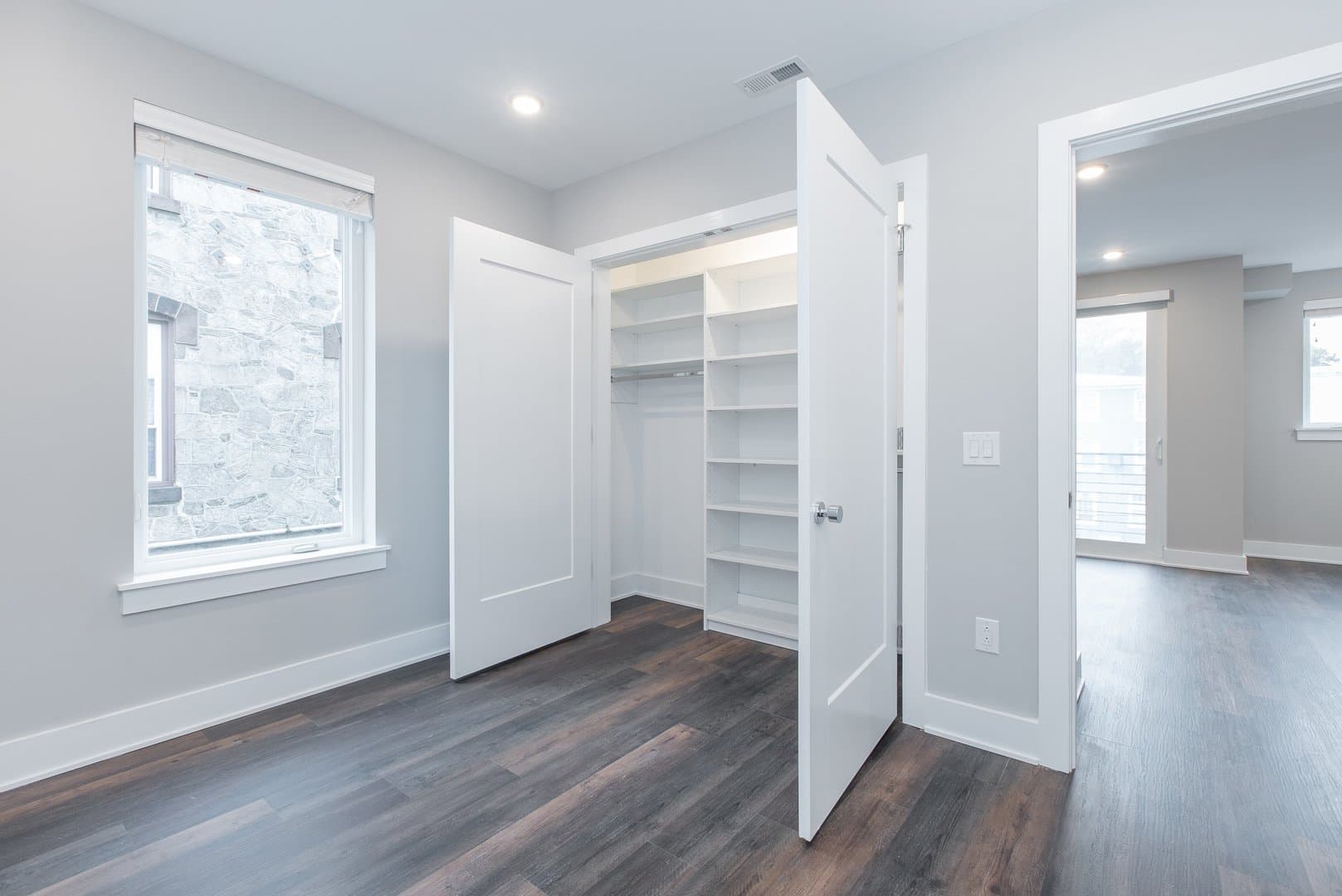 Philadelphia Apartment: Germantown Square: 45 W Haines St