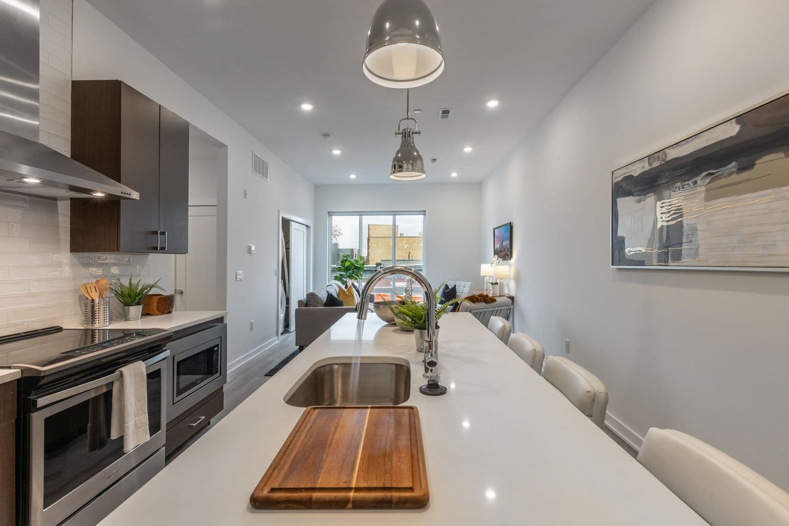 Philadelphia Apartment: 710 N 16th Street
