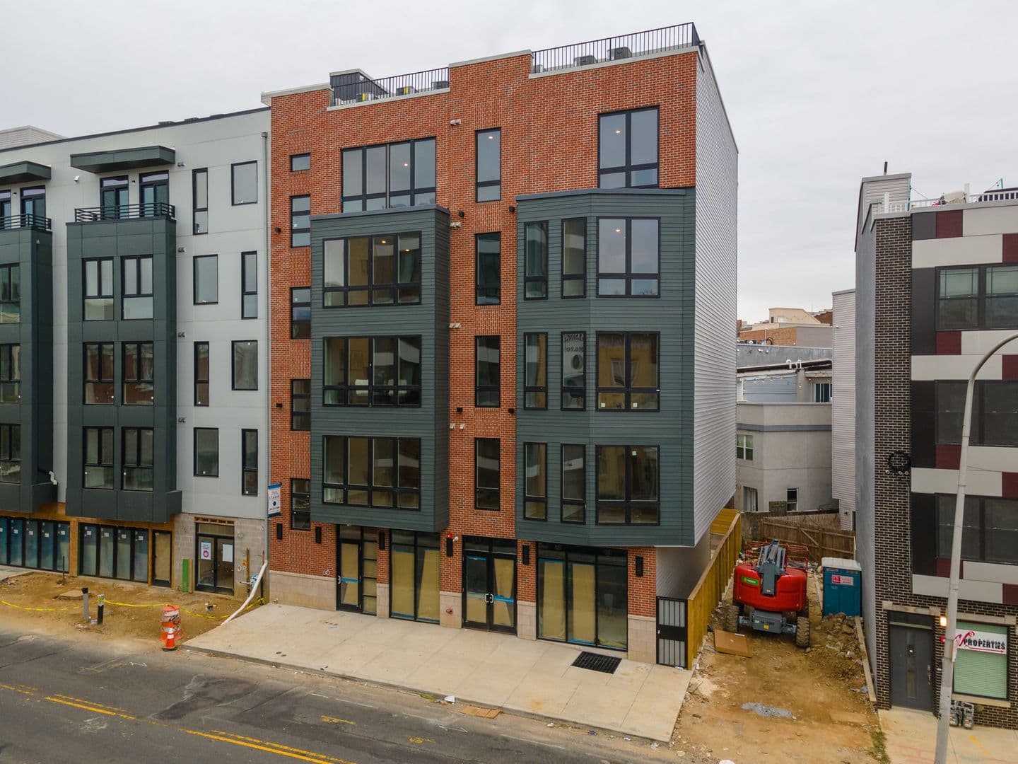 Philadelphia Apartment: 1513-1517 Ridge Avenue