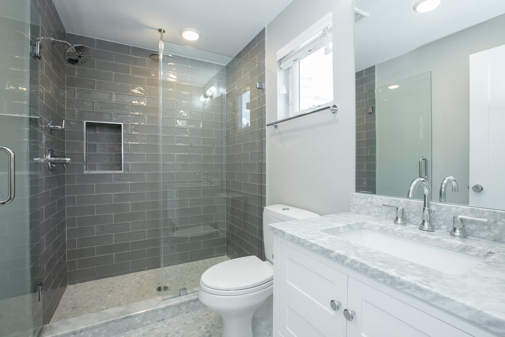 Philadelphia Apartment: Germantown Square: 45 W Haines St