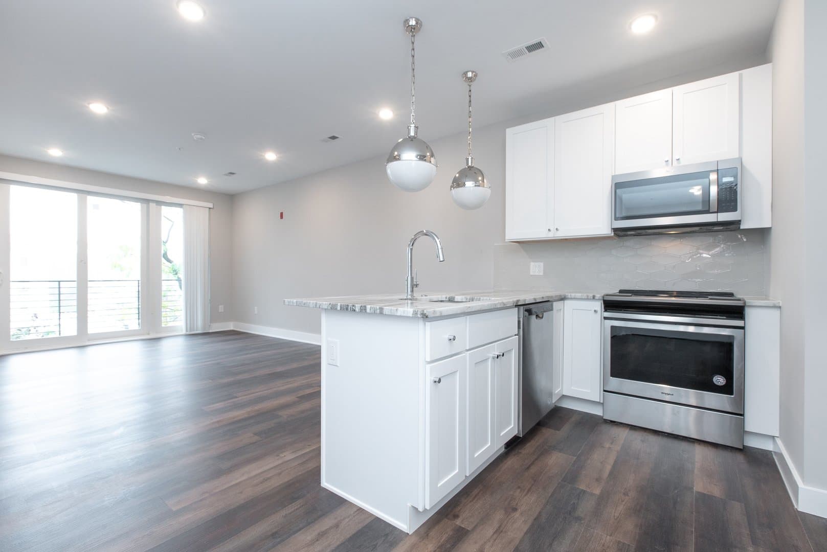 Philadelphia Apartment: Germantown Square: 45 W Haines St