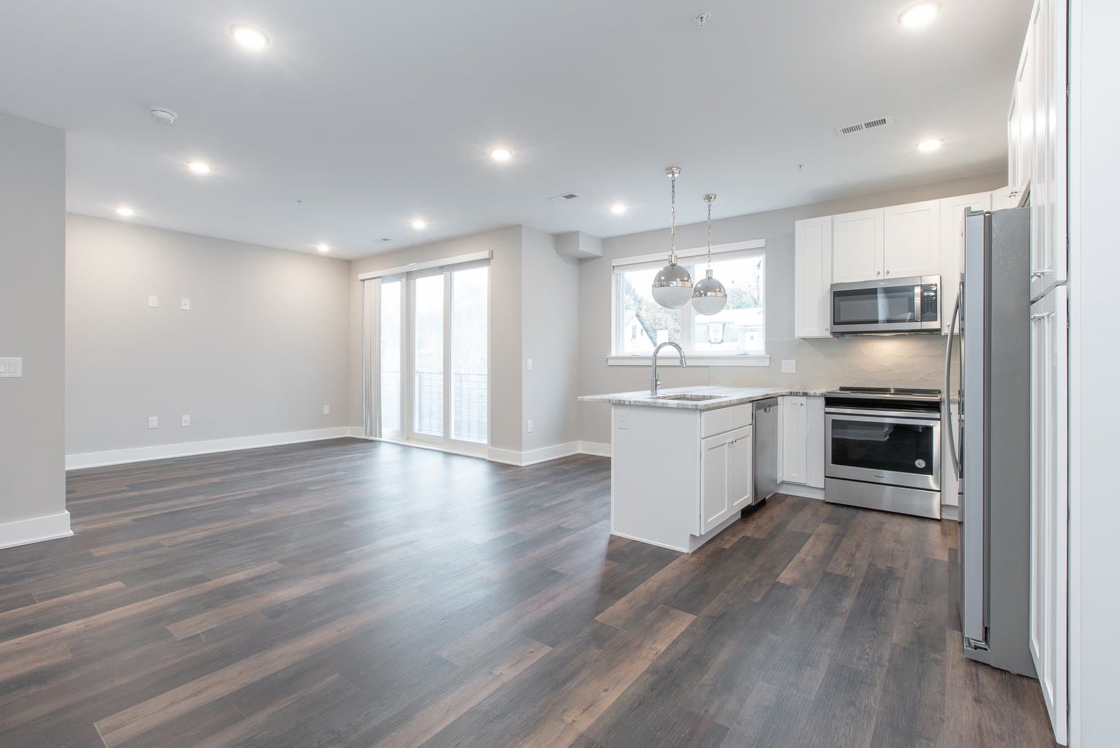 Philadelphia Apartment: Germantown Square: 45 W Haines St