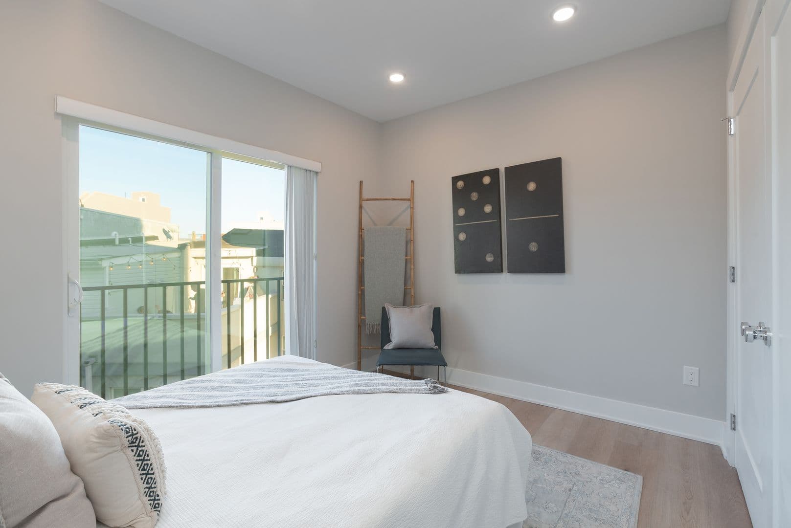 Philadelphia Apartment: 1513-1517 Ridge Avenue