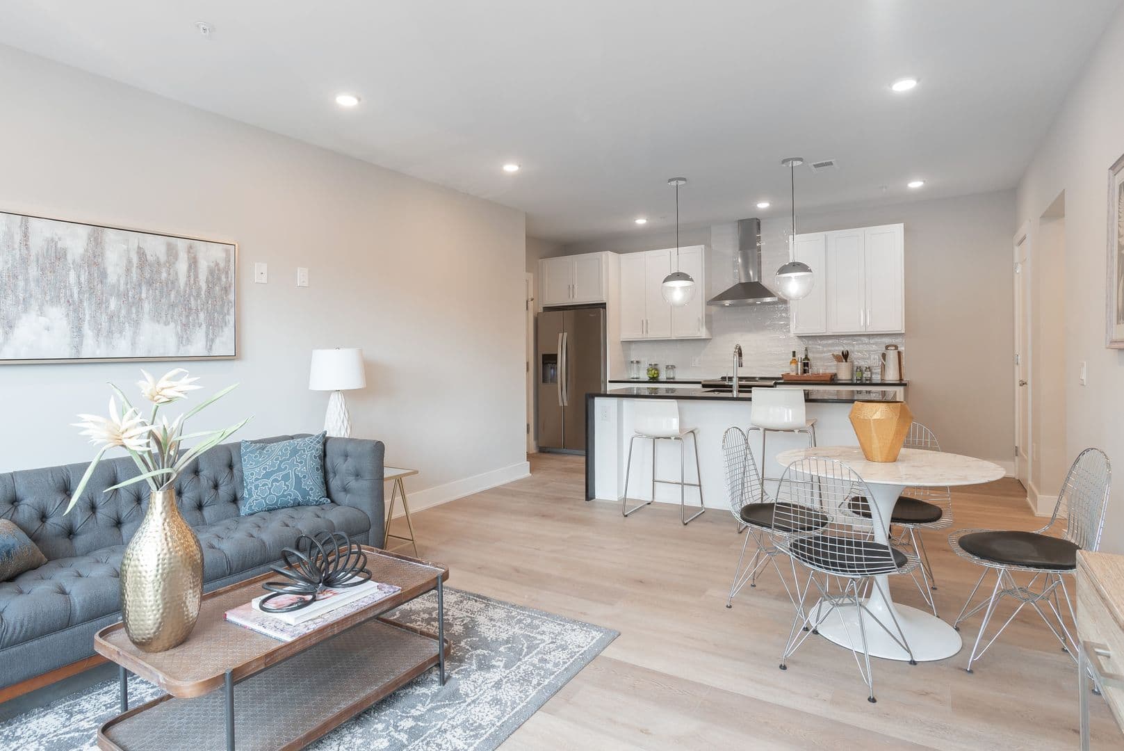 Philadelphia Apartment: 1513-1517 Ridge Avenue