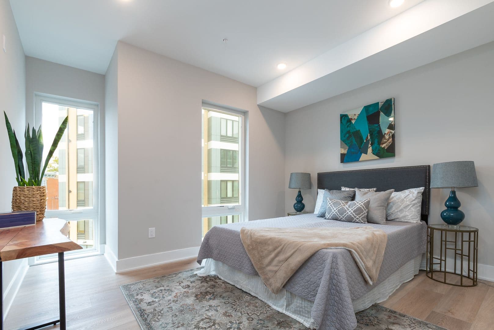 Philadelphia Apartment: 1513-1517 Ridge Avenue